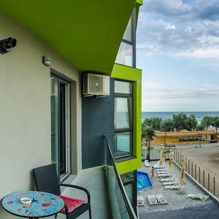 Apartamente Azzurro On The Beach Năvodari Extérieur photo