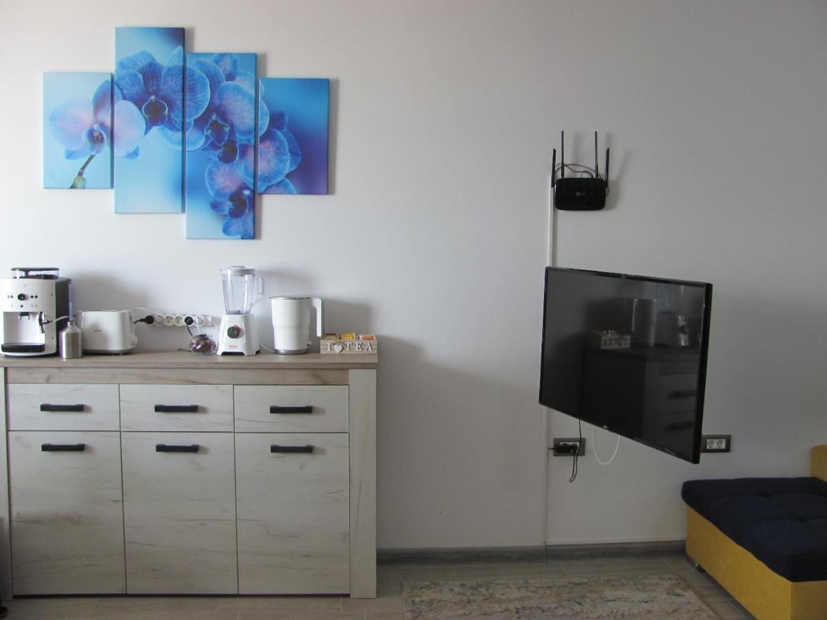 Apartamente Azzurro On The Beach Năvodari Extérieur photo